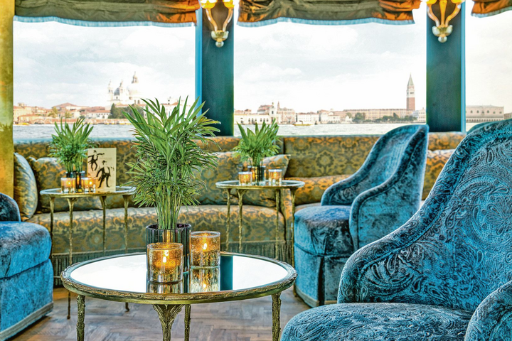 Panini bar on SS La Venezia, featuring a scenic view of the Grand Canal.